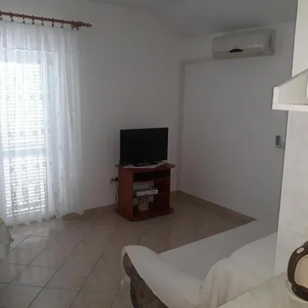 Beg Apartment *