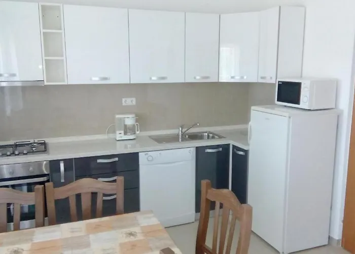 Apartamento Beg Rab Town